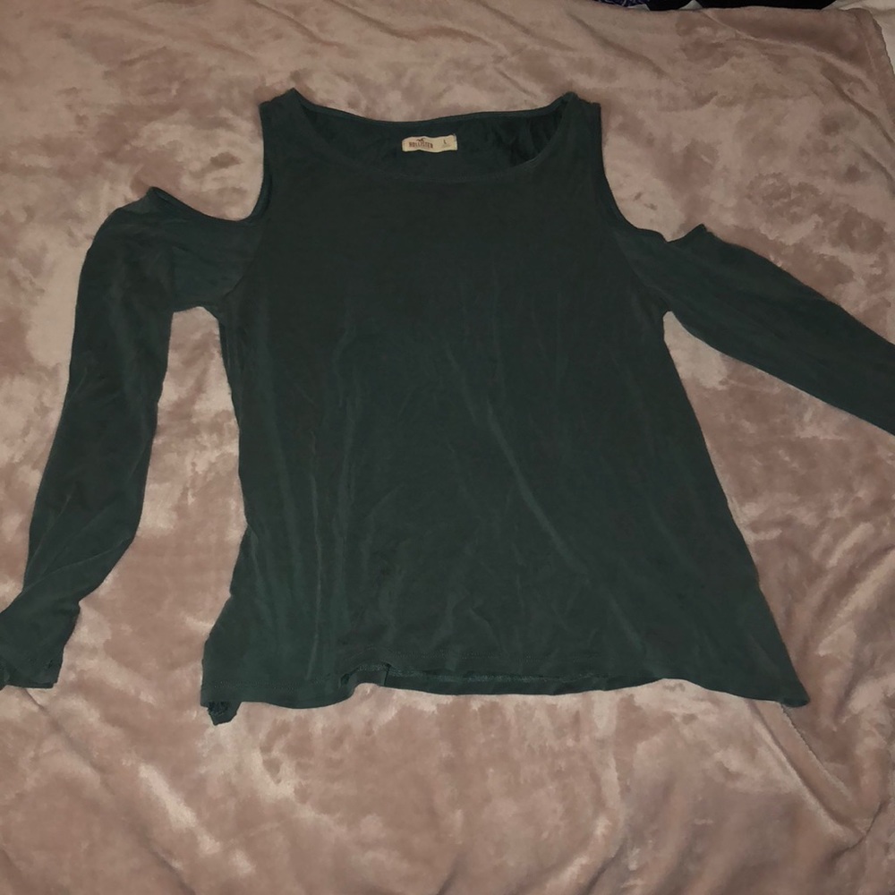 Hollister Cold Shoulder Shirt